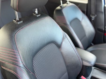 2019 Ford Focus - photo 17