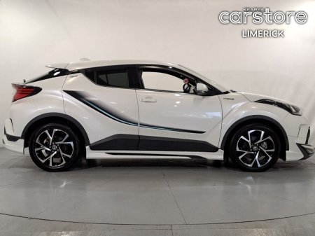 2020 Toyota C-HR - photo 2