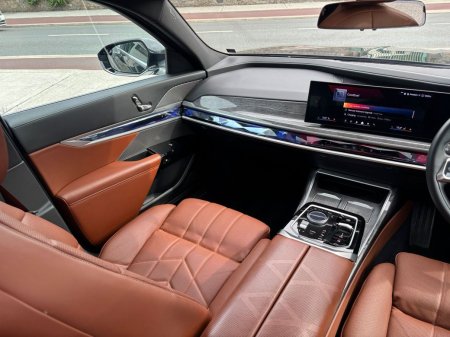 2024 BMW i7 - photo 16