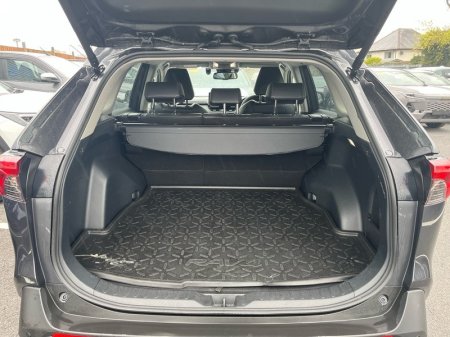 2025 Toyota RAV4 - photo 10