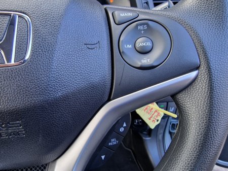 2016 Honda Jazz - photo 18