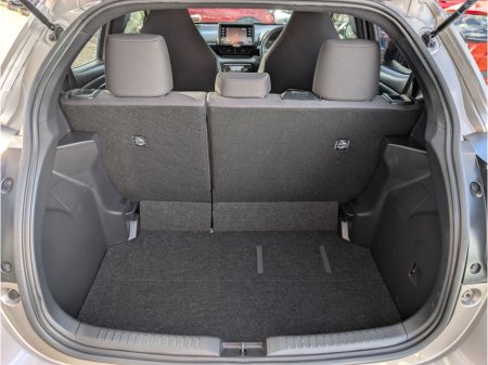 2020 Toyota Yaris - photo 8