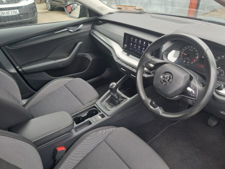 2021 Skoda Octavia - photo 7