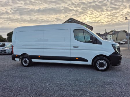 2025 Renault Master - photo 3