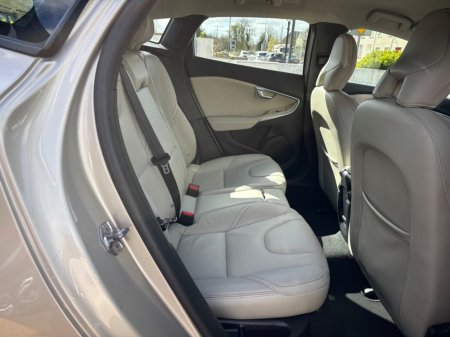 2018 Volvo V40 - photo 8