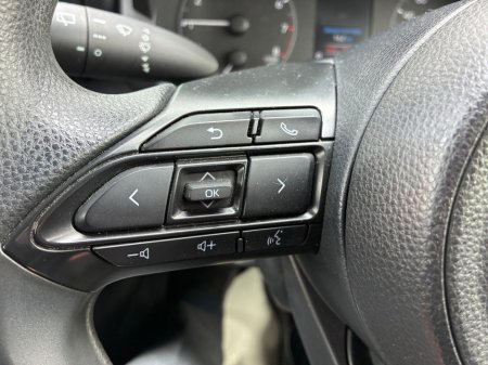 2021 Toyota Yaris - photo 17