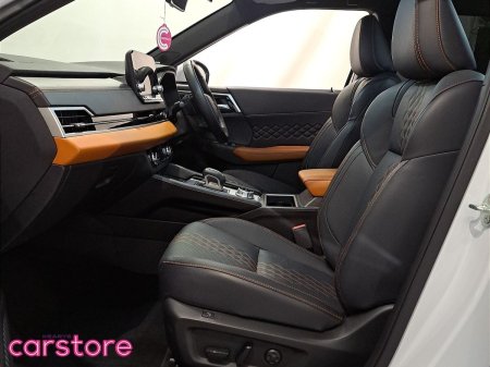 2024 Mitsubishi Outlander - photo 9