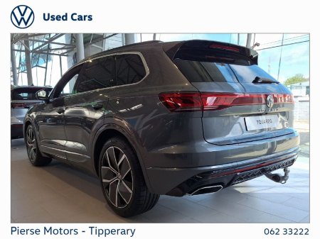 2026 Volkswagen Touareg - photo 3