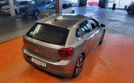 2021 Volkswagen Polo - photo 2