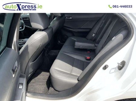 2021 Lexus IS - photo 12