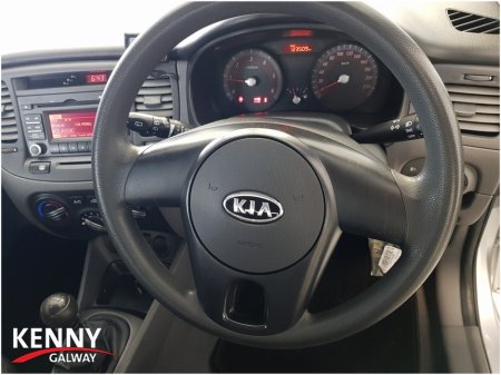 2011 Kia Rio - photo 19