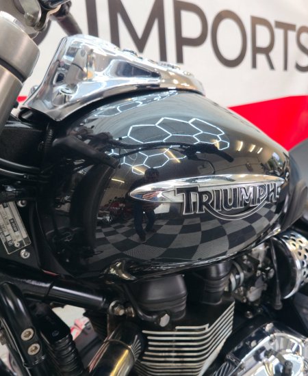 2014 Triumph Bonneville - photo 38