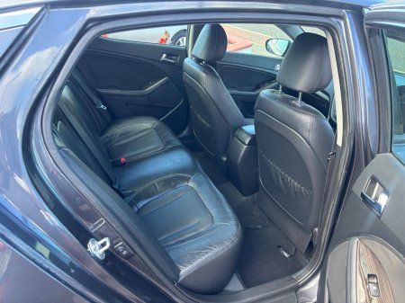 2012 Kia Optima - photo 2
