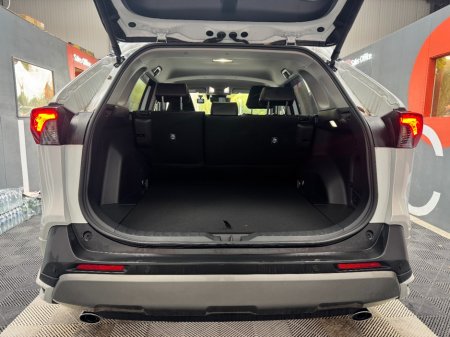 2025 Toyota RAV4 - photo 7