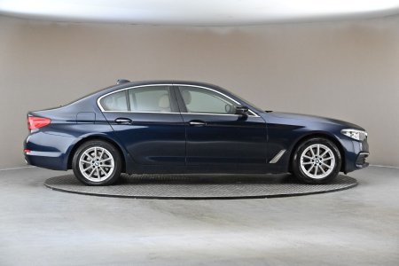 2017 BMW 5-Series - photo 12