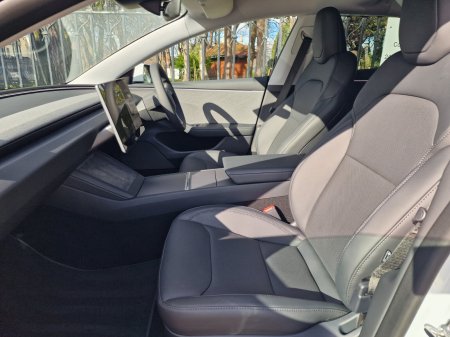 2024 Tesla Model 3 - photo 9