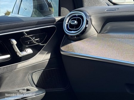 2025 Mercedes-Benz GLC - photo 12