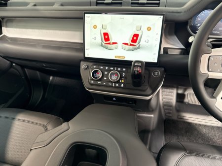 2026 Land Rover Defender - photo 17