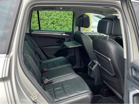2020 Volkswagen Tiguan - photo 10