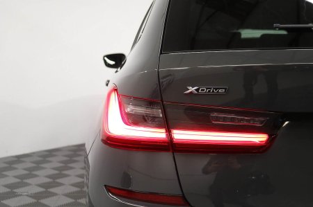 2021 BMW 3-Series - photo 9