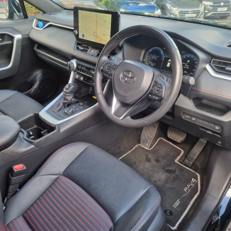 2024 Toyota RAV4 - photo 11