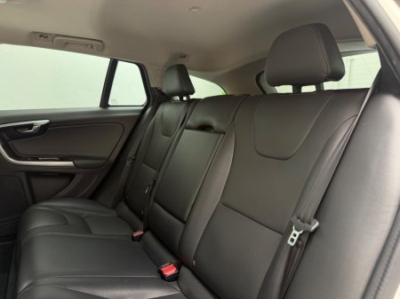 2018 Volvo V60 - photo 19