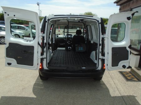 2020 Renault Kangoo - photo 7