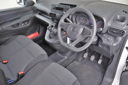 2021 Opel Combo - photo 13