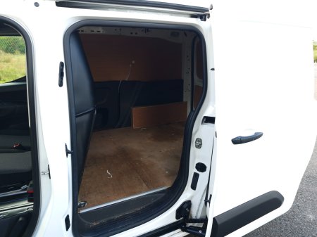 2020 Opel Combo - photo 19