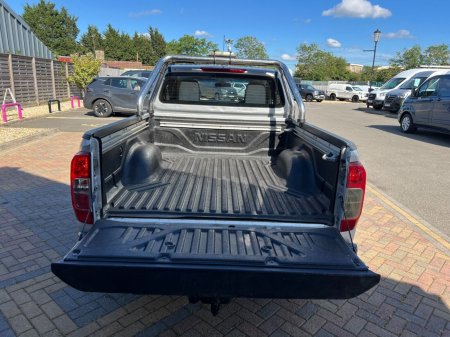 2017 Nissan Navara - photo 2
