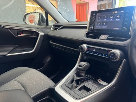 2021 Toyota RAV4 - photo 11