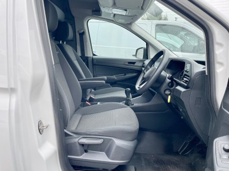 2023 Volkswagen Caddy - photo 4