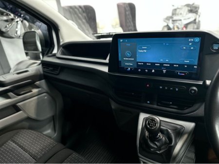 2024 Ford Transit Custom - photo 26