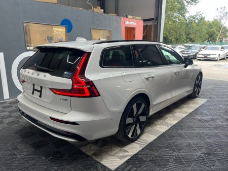 2025 Volvo V60 - photo 3