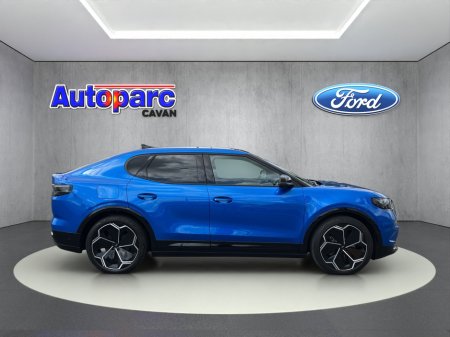 2025 Ford Capri - photo 8