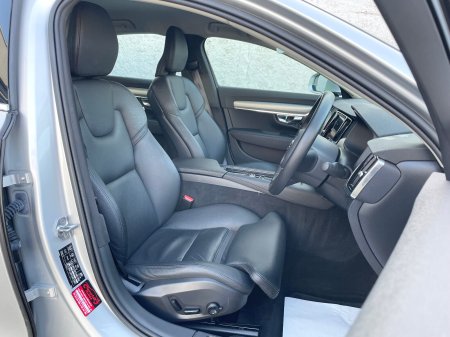 2020 Volvo S90 - photo 10