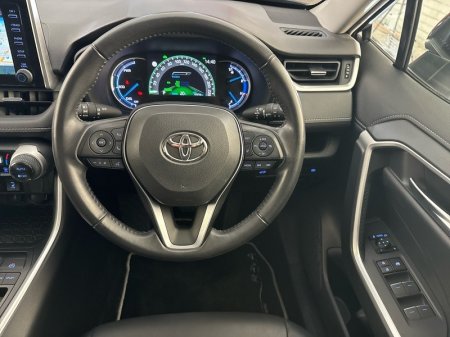 2022 Toyota RAV4 - photo 9