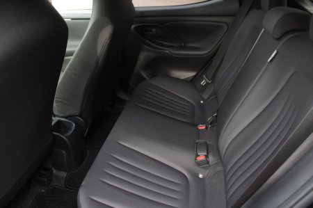 2021 Toyota Yaris - photo 18