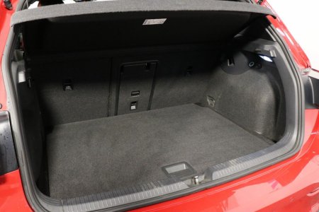 2023 Volkswagen Golf - photo 8
