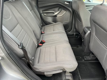 2014 Ford Kuga - photo 32