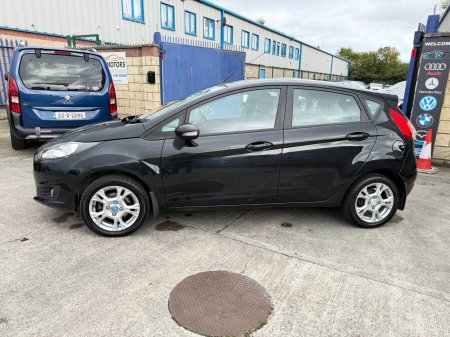 2013 Ford Fiesta - photo 8