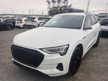 2021 Audi Q8 e-tron 2021 AUDI ETRON*DIGITAL DASH*REVERSE CAMERA*HEATED SEATS*MULTIFUNCTIONAL STEERING WHEEL*