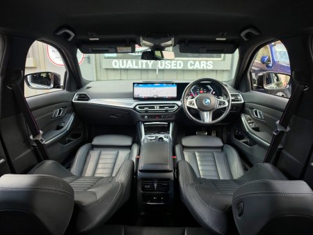 2023 BMW 3-Series - photo 15