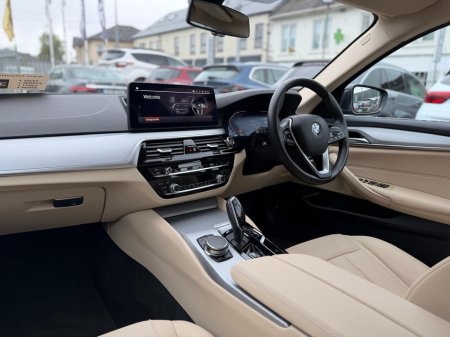 2023 BMW 5-Series - photo 31