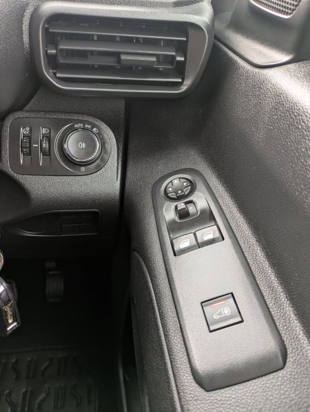 2022 Opel Combo - photo 18