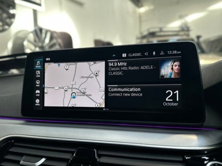 2022 BMW 5-Series - photo 27