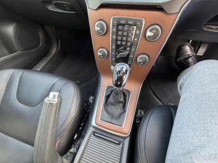 2019 Volvo V40 - photo 30