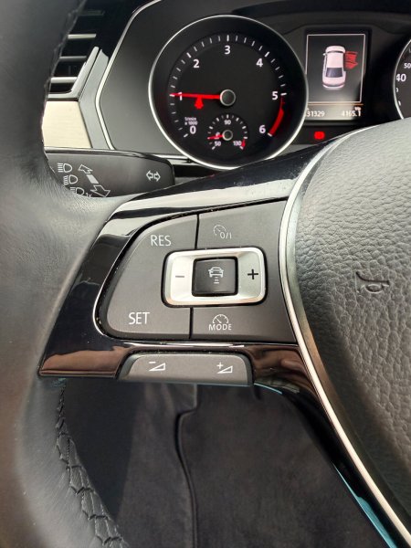 2015 Volkswagen Passat - photo 18
