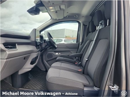 2027 Volkswagen Transporter - photo 4