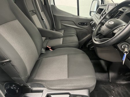 2022 Ford Transit - photo 6